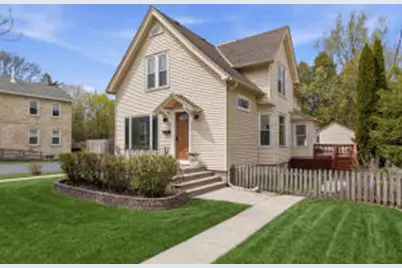 422 W Grand Ave, Port Washington, WI 53074 - Photo 1