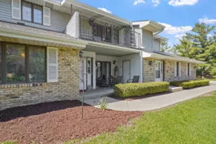 1419 Sun Valley Dr, Racine, WI 53406 - Photo 1