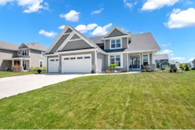 184  Winterberry Ln, Grafton, WI 53024 - Photo 1