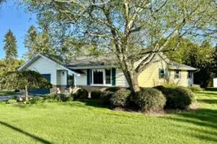 N96W19827 County Line Rd, Menomonee Falls, WI 53051 - Photo 1