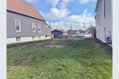 2048 W Vilter Ln #2050, Milwaukee, WI 53204 - Photo 1