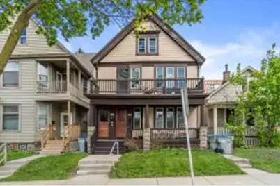2116 N Oakland Ave #2118, Milwaukee, WI 53202 - Photo 1