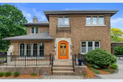 6537  Washington Cir, Wauwatosa, WI 53213 - Photo 1