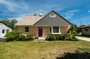 608 Williams Ave, South Milwaukee, WI 53172 - Photo 1