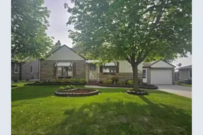 106  West Ct, Saint Nazianz, WI 54232 - Photo 1