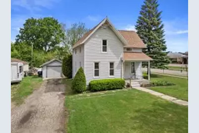 220 E Walworth St, Elkhorn, WI 53121 - Photo 1