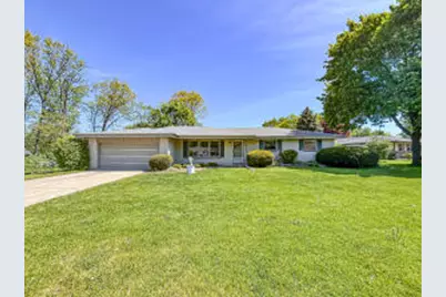 3150 S Ventura Dr, New Berlin, WI 53151 - Photo 1