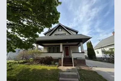 1126  Oakland Ave, Sheboygan, WI 53081 - Photo 1