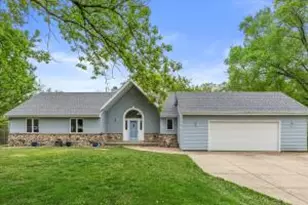 2931 W Franklin Terrace, Franklin, WI 53132 - Photo 1