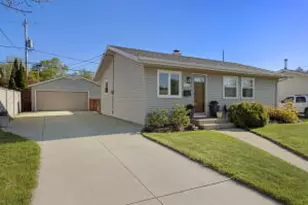1715 84th Pl, Kenosha, WI 53143 - Photo 1