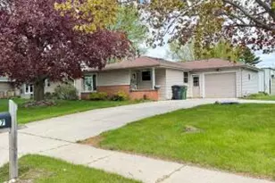 547 E Church St, Mishicot, WI 54228 - Photo 1