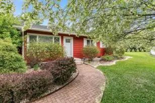 1102 Nancy Ct, La Crosse, WI 54601 - Photo 1