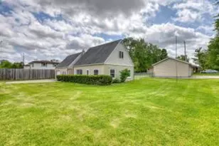 4325 W Grange Ave, Greenfield, WI 53220 - Photo 1