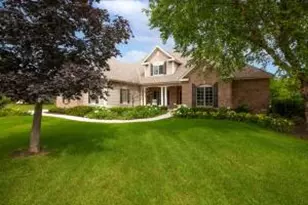 1240 4 Winds Wy, Hartland, WI 53029 - Photo 1