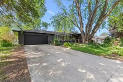 234  Green Valley Pl, West Bend, WI 53095 - Photo 1