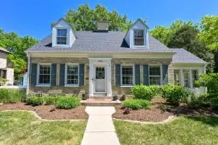 2760 N Hartung Ave, Milwaukee, WI 53210 - Photo 1