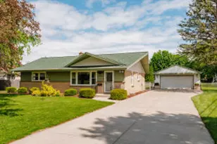 3222 Yorktown St, Racine, WI 53404 - Photo 1