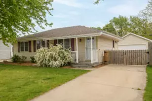 1515 19th Ave, Kenosha, WI 53140 - Photo 1