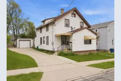1012  Manila St, Manitowoc, WI 54220 - Photo 1