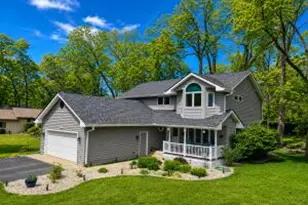 512 Wiswell Dr, Williams Bay, WI 53191 - Photo 1