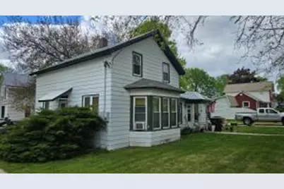 215 S 4th St, Fort Atkinson, WI 53538 - Photo 1