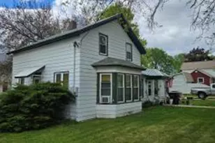 215 S 4th St, Fort Atkinson, WI 53538 - Photo 1