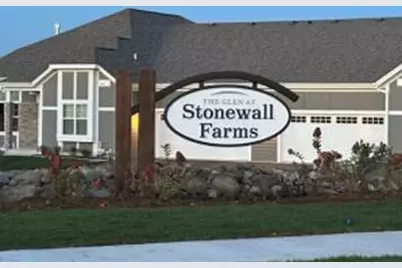 868 S Verona Cir, Grafton, WI 53024 - Photo 1