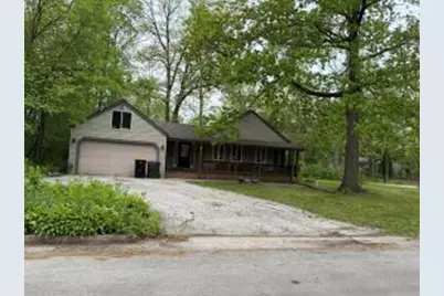 2605 N 111th St, Wauwatosa, WI 53226 - Photo 1