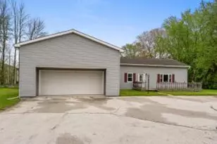 5001 Cth Cr -, Newton, WI 54220 - Photo 1