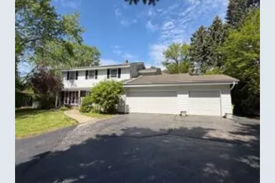 42  Robin Hill Dr, Racine, WI 53406 - Photo 1