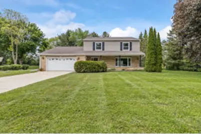 W378N5832  Farmwood Heights, Lac La Belle, WI 53066 - Photo 1