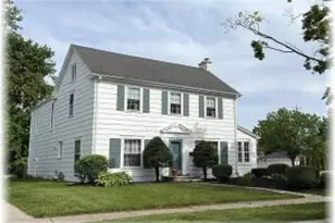 3009 Chatham St, Racine, WI 53402 - Photo 1