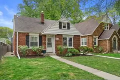 2814 N 80th St, Milwaukee, WI 53222 - Photo 1
