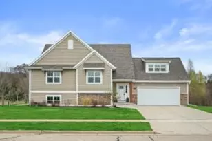 261 Cardinal Dr, Sullivan, WI 53178 - Photo 1