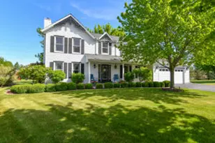 S79W15547 Foxboro Pl, Muskego, WI 53150 - Photo 1