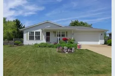 406  Prairie Hill Way, Racine, WI 53185 - Photo 1