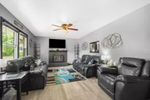 1666 Dellwood Ct, Grafton, WI 53024 - Photo 1