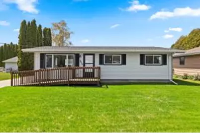 1610  Holly Dr, Manitowoc, WI 54220 - Photo 1