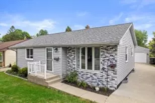 1128 S 98th St, West Allis, WI 53214 - Photo 1