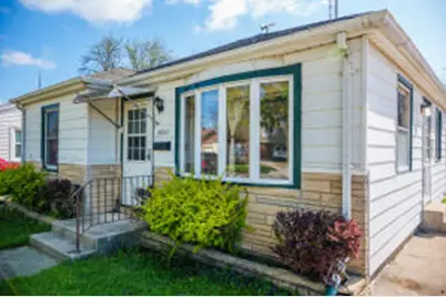 5923  44th Ave, Kenosha, WI 53144 - Photo 1