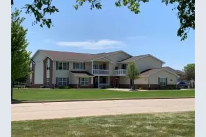 25111  87th St, Salem Lakes, WI 53168 - Photo 1