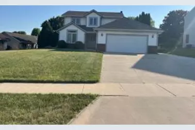 241  Quail Cir, West Bend, WI 53095 - Photo 1
