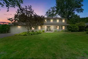 720 W Clovernook Ln, Glendale, WI 53217 - Photo 1