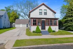1120 S 23rd St, Manitowoc, WI 54220 - Photo 1