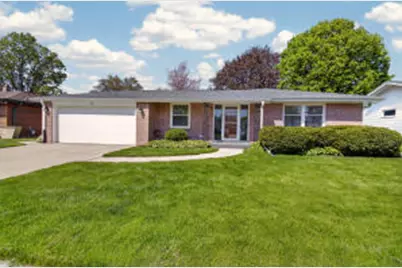 116  Virginia St, Racine, WI 53405 - Photo 1