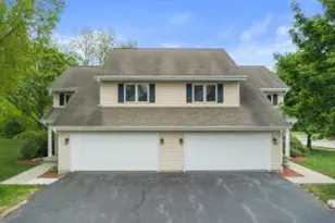 1057 Fleetfoot Dr, Waukesha, WI 53186 - Photo 1