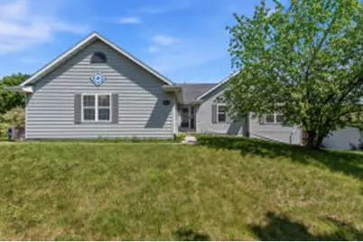 864  Mallinger Dr, Port Washington, WI 53074 - Photo 1