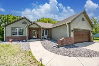 W195S8654  Plum Creek Blvd, Muskego, WI 53150 - Photo 1