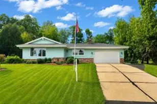 S69W16890 Parkland Dr, Muskego, WI 53150 - Photo 1