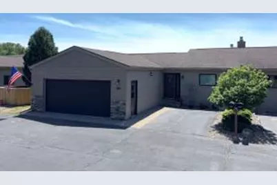 3350  Bayside Ct, La Crosse, WI 54601 - Photo 1